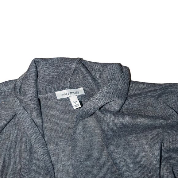 🛍️GRAY LONG SLEEVE SWEATER SIZE MEDIUM - Picture 2 of 2